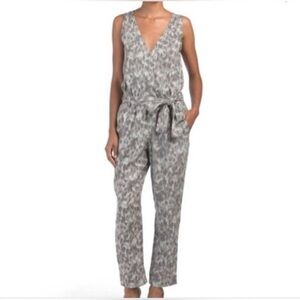 BNWOT Anthropologie Cloth & Stone Leopard Print Jumpsuit size L